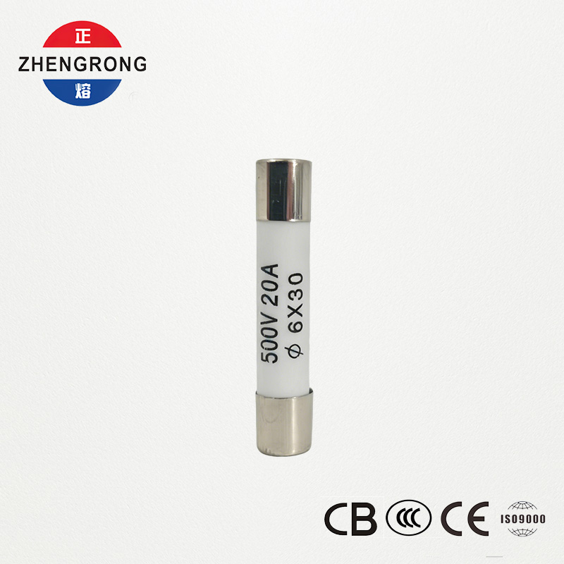 국제 대리점을 위한 고품질 6*30mm R058 퓨즈 20A