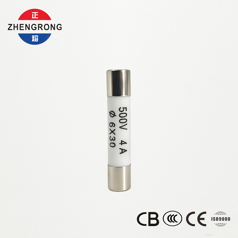 국제 대리점을 위한 고품질 6*30mm R058 퓨즈 4A
